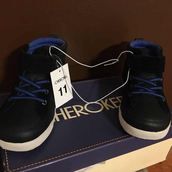 Cherokee black high top boys sneakers - Picture 1 of 4